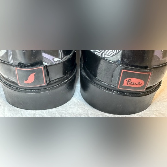 THE SAK “peace nature happy free” rain boots mud Wellies purple black design - Picture 6 of 10